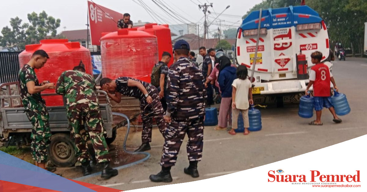 Kodaeral XII dan Pemkot Pontianak Salurkan Air Bersih ke Warga Sungai Jawi, 24 Kiloliter Didistribusikan Sejak Rabu