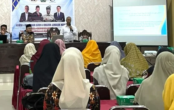 40 Guru Madrasah Batam Dibekali Jurnalistik dan Pemahaman Hukum oleh Kemenag-PWI Kepri