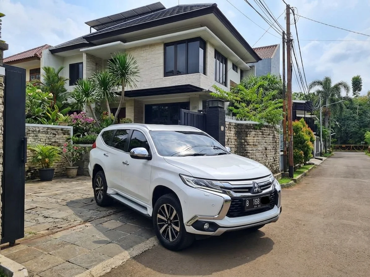 Harga Mitsubishi Pajero Sport Dakar Ultimate 2017, SUV Diesel Incaran Bekas