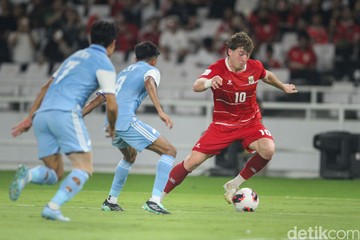 Ole Romeny Jadi Playmaker, Timnas Indonesia Tekuk Singapura 2-0