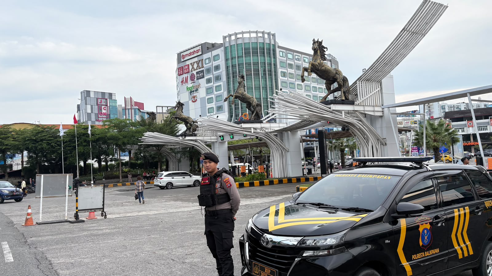 Polresta Balikpapan Kerahkan Patroli KRYD di Pusat Keramaian dan Pantai Selama Libur Akhir Pekan