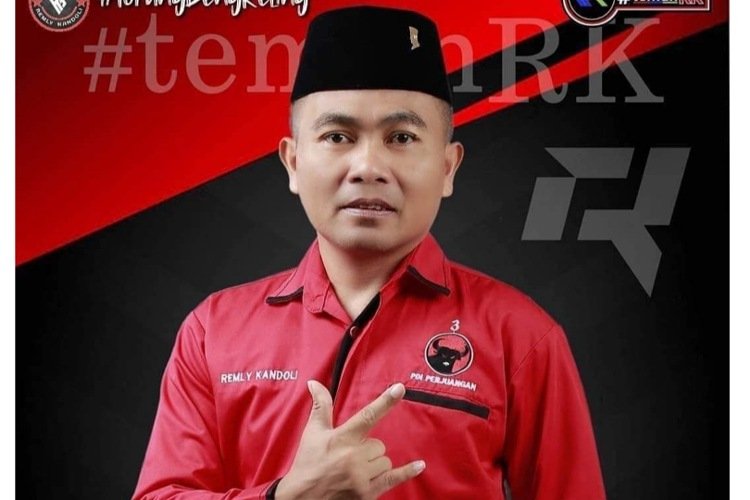Capt. Remly Kandoli Dilantik Ketua Badan Penanggulangan Bencana PDIP Sulut di Tondano