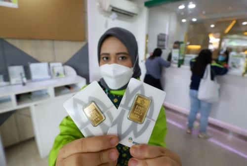 Harga Emas Antam Naik Rp23.000, Buyback Ikut Terkerek ke Rp2.438.000