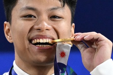 Rahmat Erwin Abdullah Raih Emas Asian Games 2026, Dua Medali dari Jepang