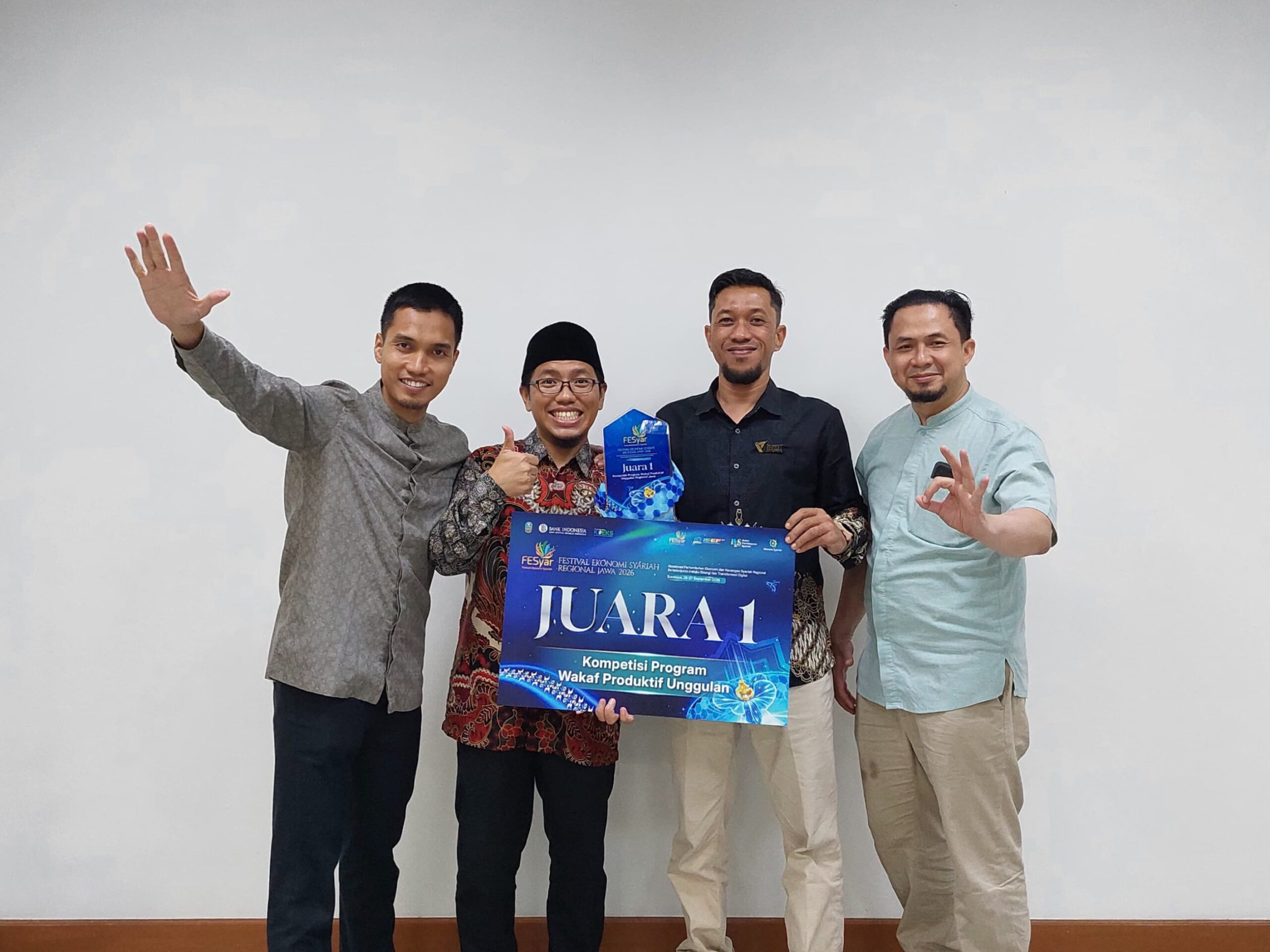 Dompet Dhuafa Banten Juara 1 ZISWAF FESyar Jawa 2026 lewat RS Mata Achmad Wardi di Serang