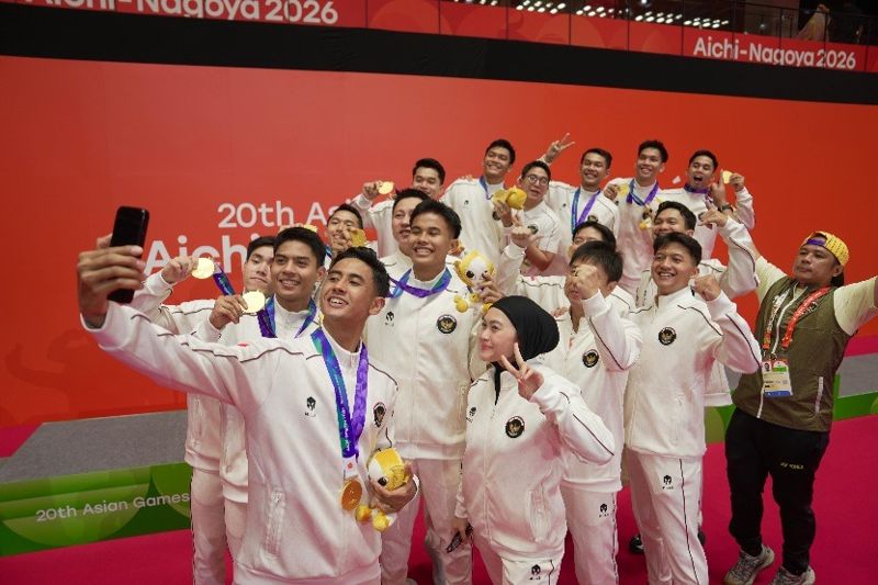 Prabowo Apresiasi Emas Dramatis Bulu Tangkis Beregu Putra di Asian Games 2026
