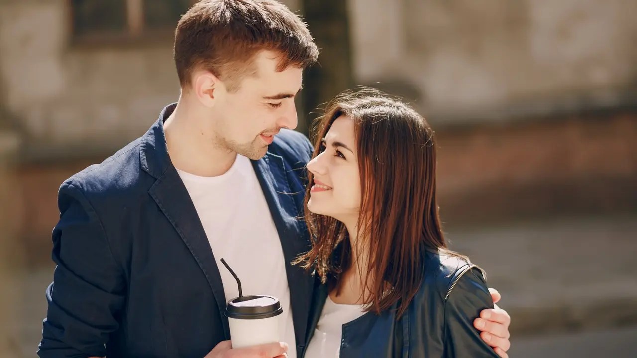 6 Zodiak Paling Romantis Setelah Merasa Nyaman, dari Scorpio hingga Taurus