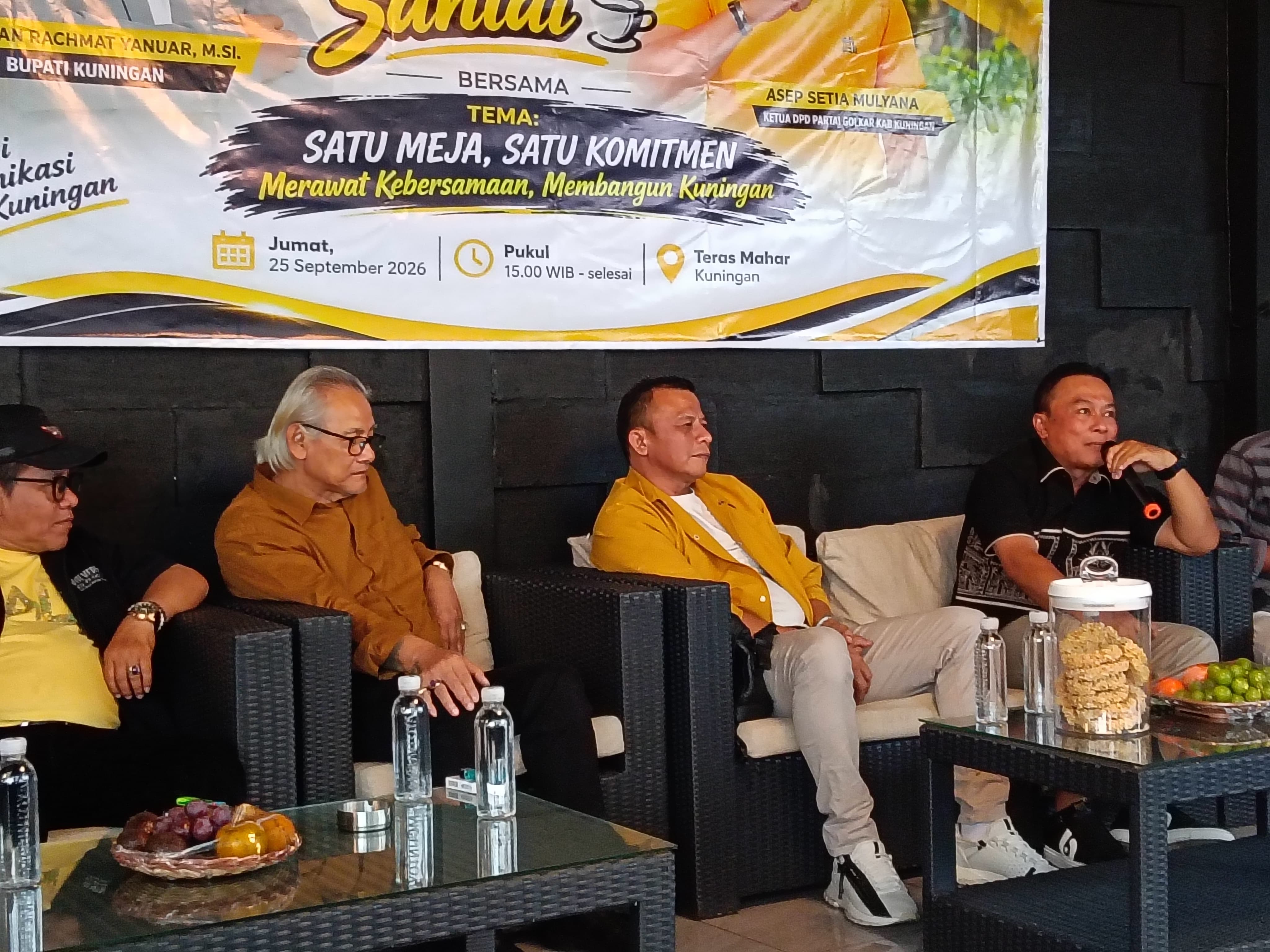 Bupati Kuningan dan Ketua Golkar Asep Armala Duduk Satu Meja, Bahas Dinamika Komunikasi di Pilkada 2024