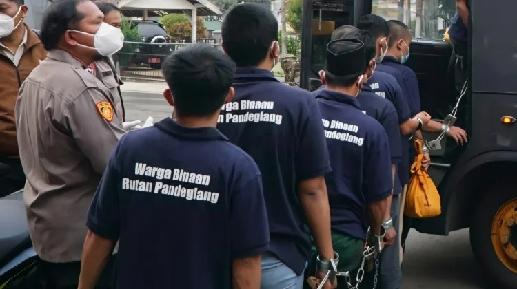 Rutan Pandeglang Pindahkan 20 Warga Binaan ke Lapas Cilegon, Diawali Cek Kesehatan dan Verifikasi Berkas