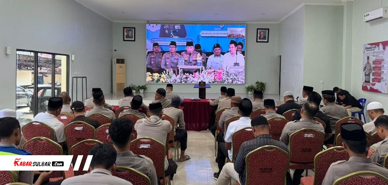 Polresta Mamuju Ikuti Ngaji Kebangsaan Virtual Bersama Gus Baha, Perkuat Iman dan Nasionalisme Personel