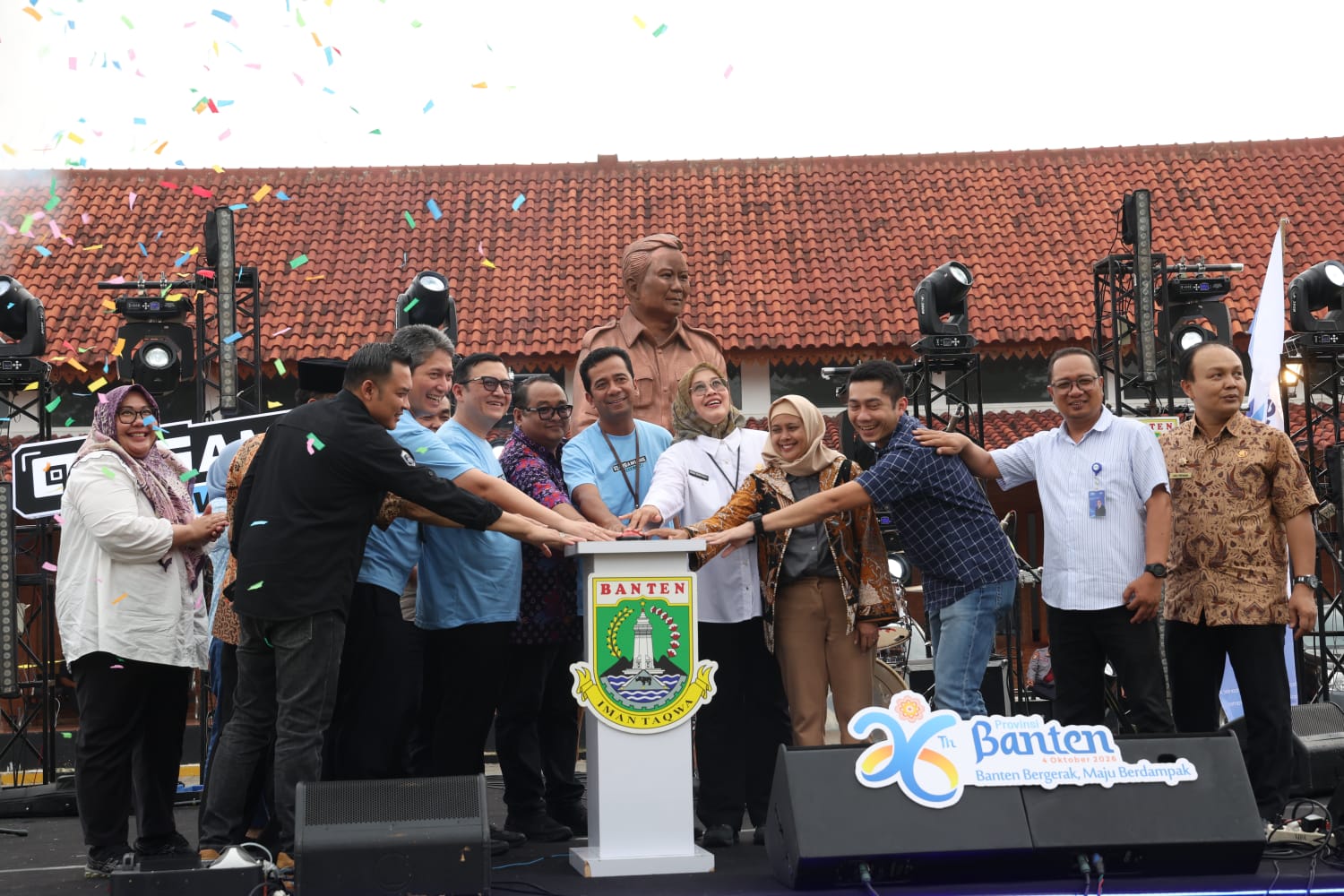 Pemprov Banten Luncurkan QRIS Samling, Bayar Pajak Kendaraan Kini Bisa Lewat Ponsel