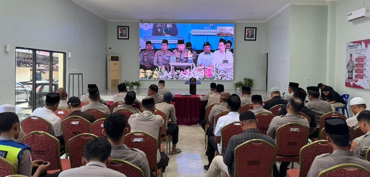 Polresta Mamuju Ikuti Ngaji Kebangsaan Bersama Gus Baha, Perkuat Semangat Pengabdian Personel