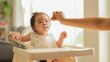 7 Resep MPASI 6 Bulan Anti Sembelit, Enak dan Praktis Dibuat