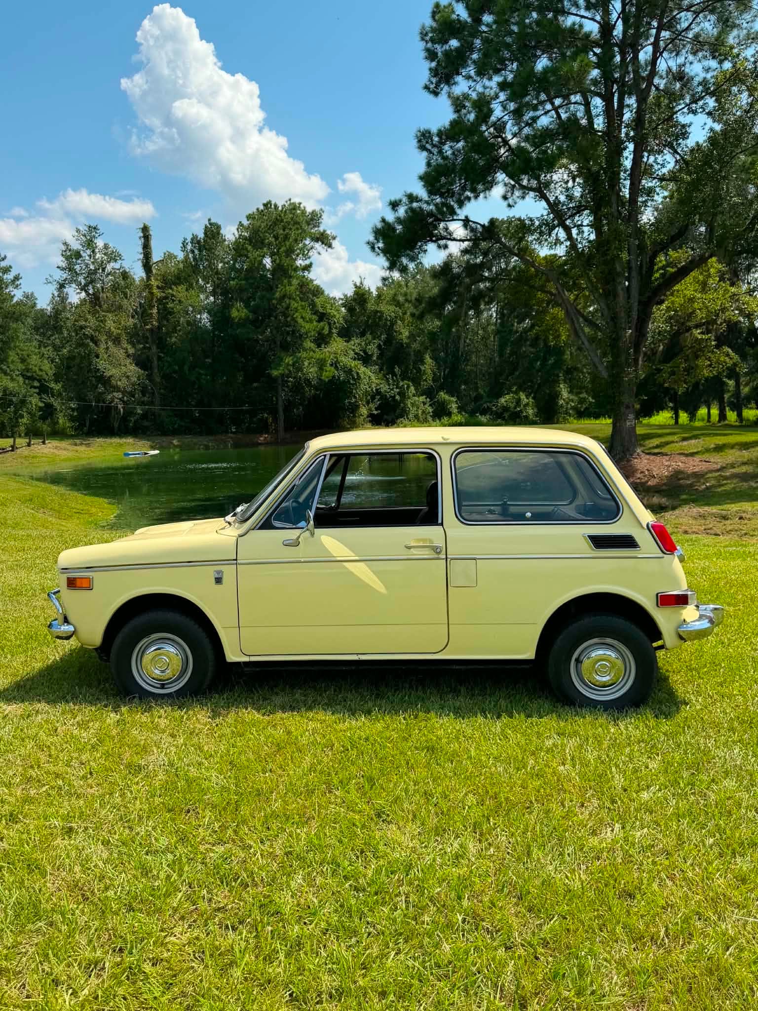 Honda N600 1971: Mobil Mungil yang Membuka Jalan Honda di Amerika