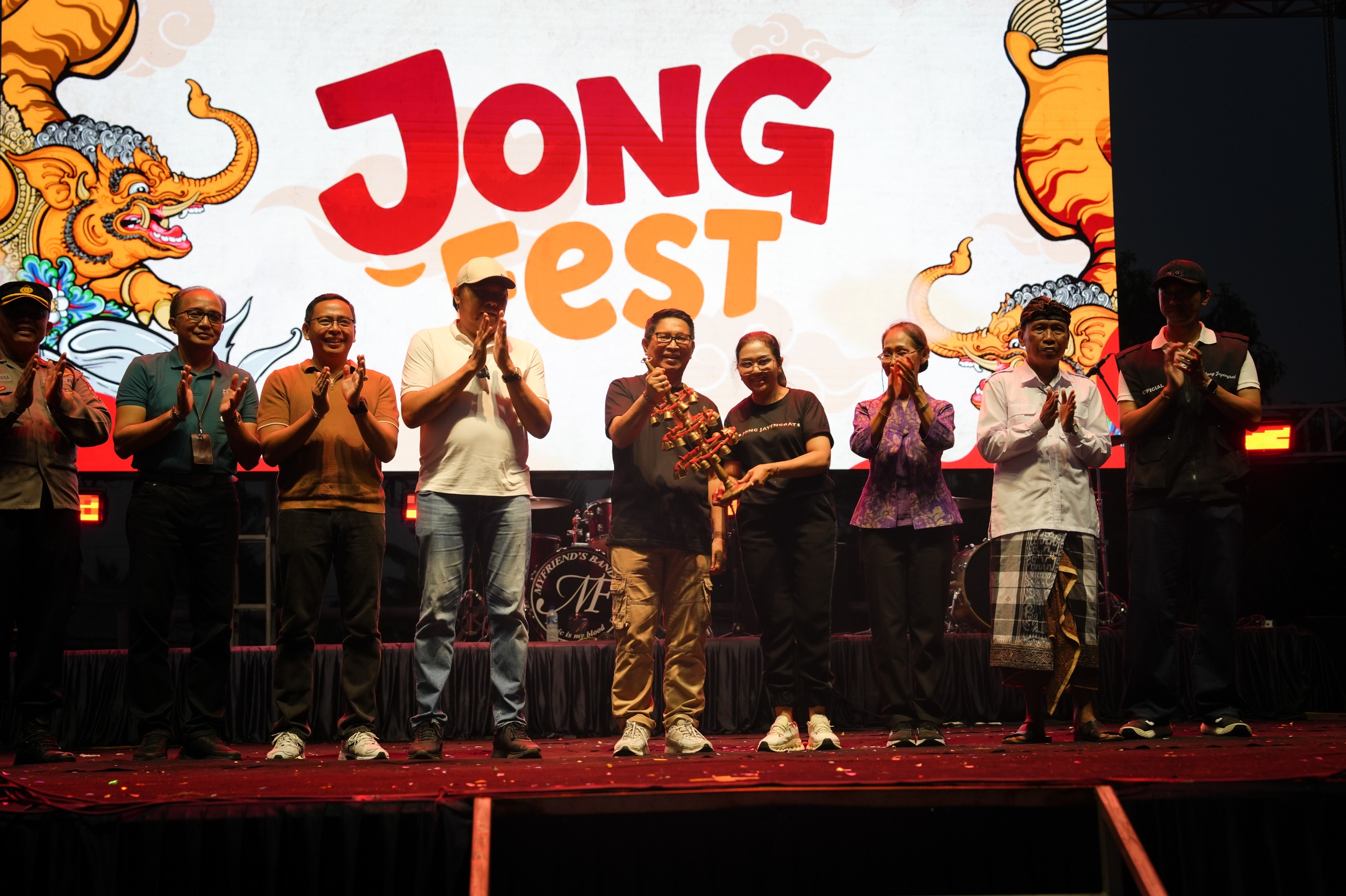 Pemkab Badung Buka Jong Fest 2026 di Kapal Mengwi, Bupati Adi Arnawa Serahkan Stimulus Rp 30 Juta