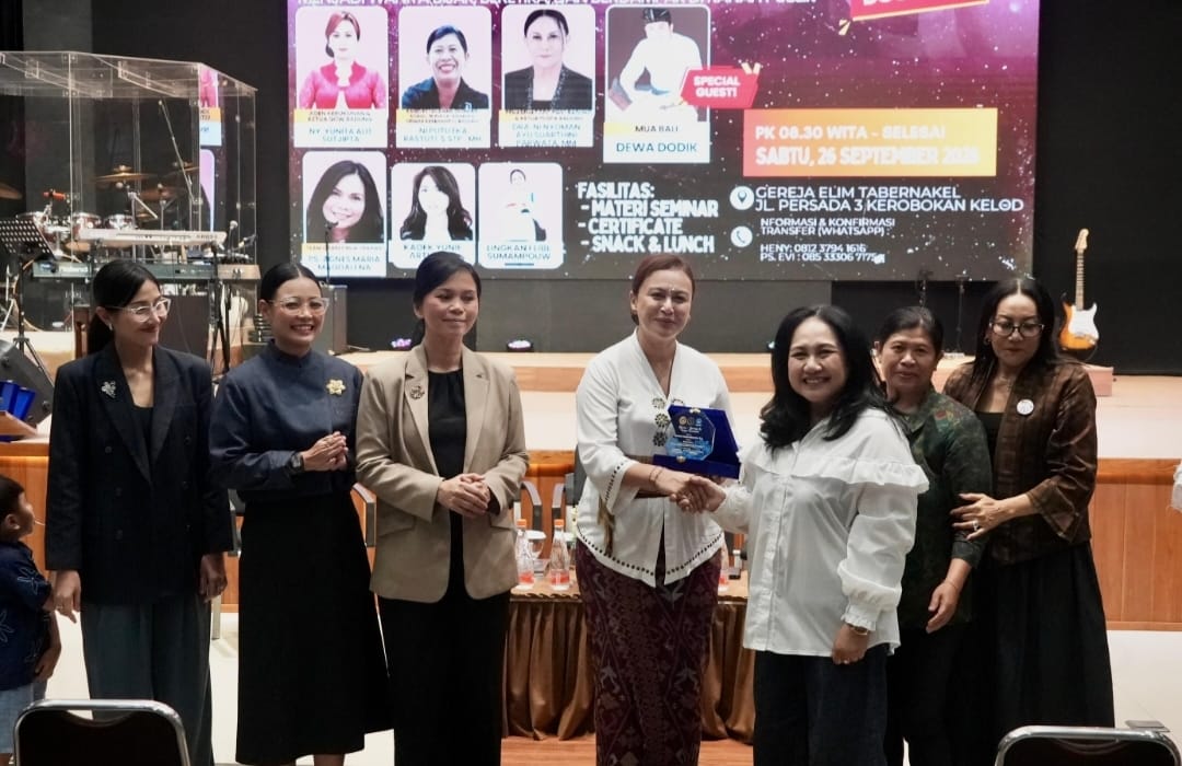 Perempuan Badung Diminta Jadi Jembatan Kerukunan di Tengah Keberagaman, Ini Pesan Yunita Alit Sucipta