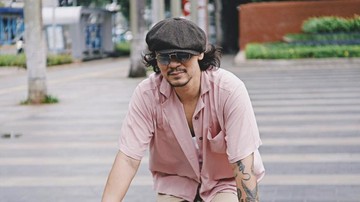 Vincent Rompies Nyamar Jadi Kru Gitar Sheila On 7 di Pestapora 2026