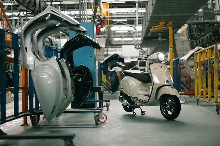 Vespa Primavera Dapat Merek Dagang 3D Uni Eropa, Piaggio Kunci Desain