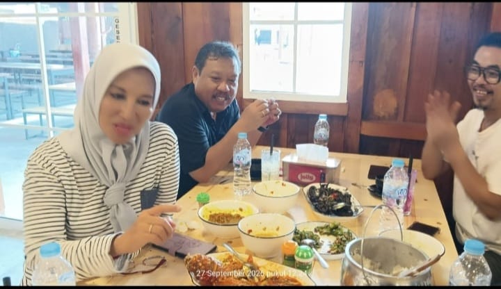 Warung Lempah Kuning Daun Simpur Resmi Buka di Jalan A. Yani Pangkalpinang, Wali Kota Saparudin Hadir