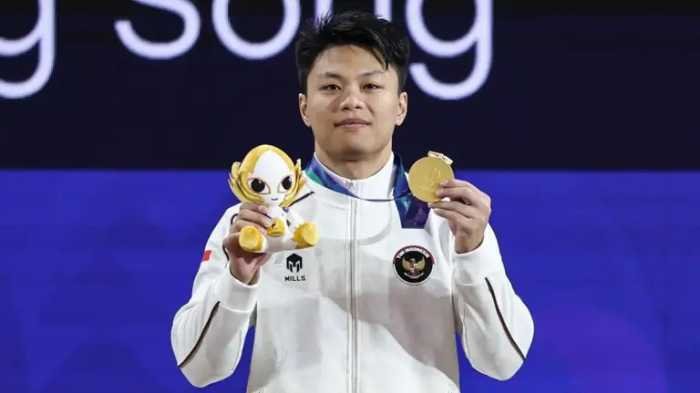 Lifter Sulsel Rahmat Erwin Abdullah Sumbang Emas Kedua Indonesia di Asian Games 2026, Pecahkan Rekor Dunia Kelas 75 Kg