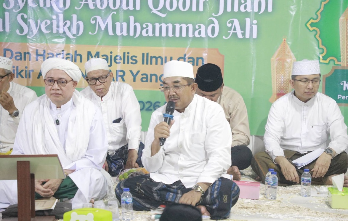 Bupati Tanjabbar Anwar Sadat Tekankan Istiqomah Menuntut Ilmu di Harlah ke-15 Majelis Al-Anwar Jambi
