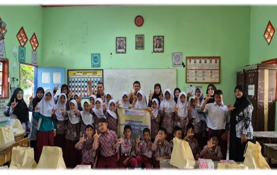 Balai Bahasa Aceh Bagikan 264 Buku Dwibahasa di 4 SD Pidie dan Banda Aceh, Libatkan 100 Siswa dan Guru