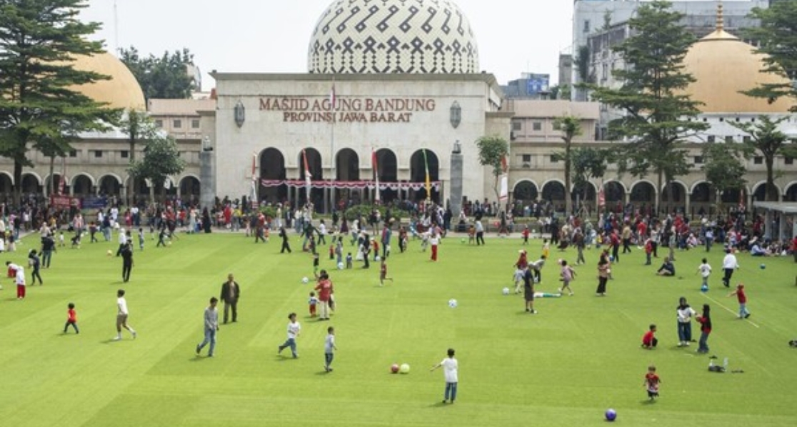 7 Tempat Wisata Gratis di Kota Bandung untuk Liburan Hemat