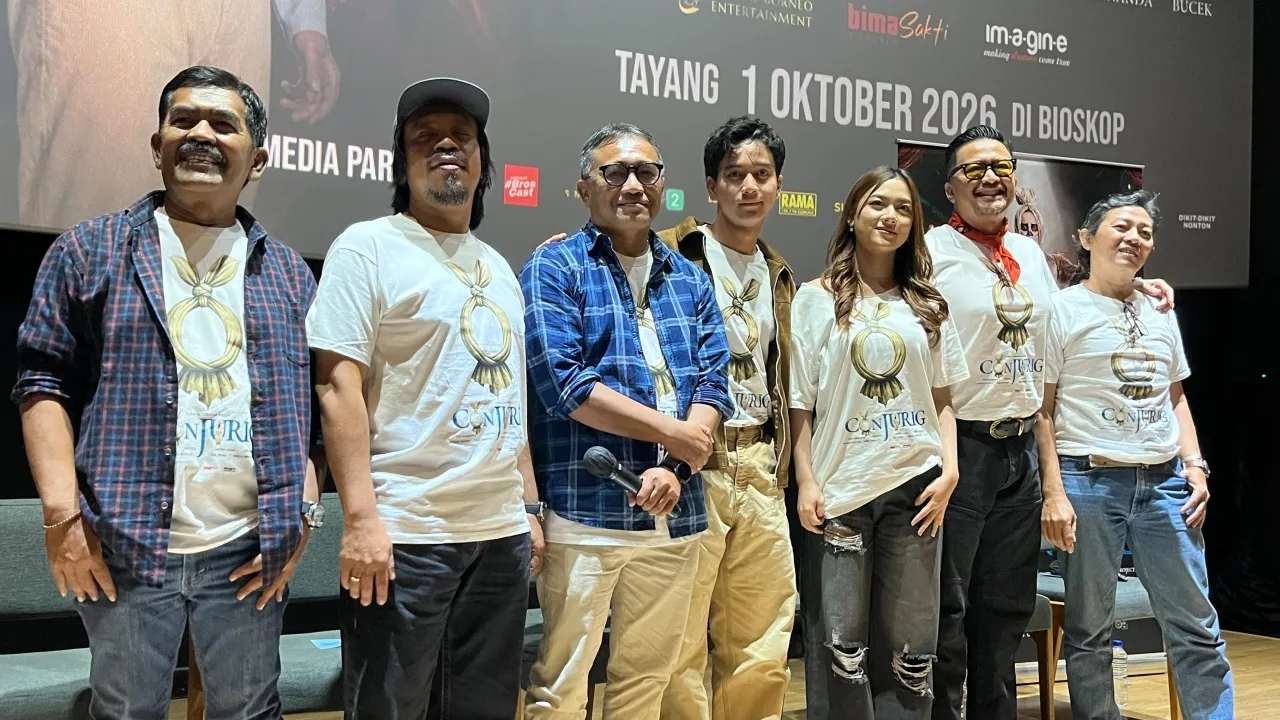 Ferry Maryadi Cerita Tantangan Perankan Pejabat di Film Conjurig