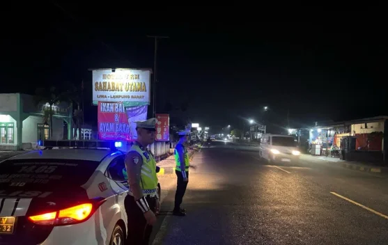 Sat Lantas Polres Lampung Barat Patroli Blue Light di Jalur Liwa, Antisipasi Balap Liar Akhir Pekan
