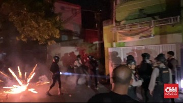 Warga Tallo Serang Polisi Usai Pemuda Tewas Tertembak di Makassar