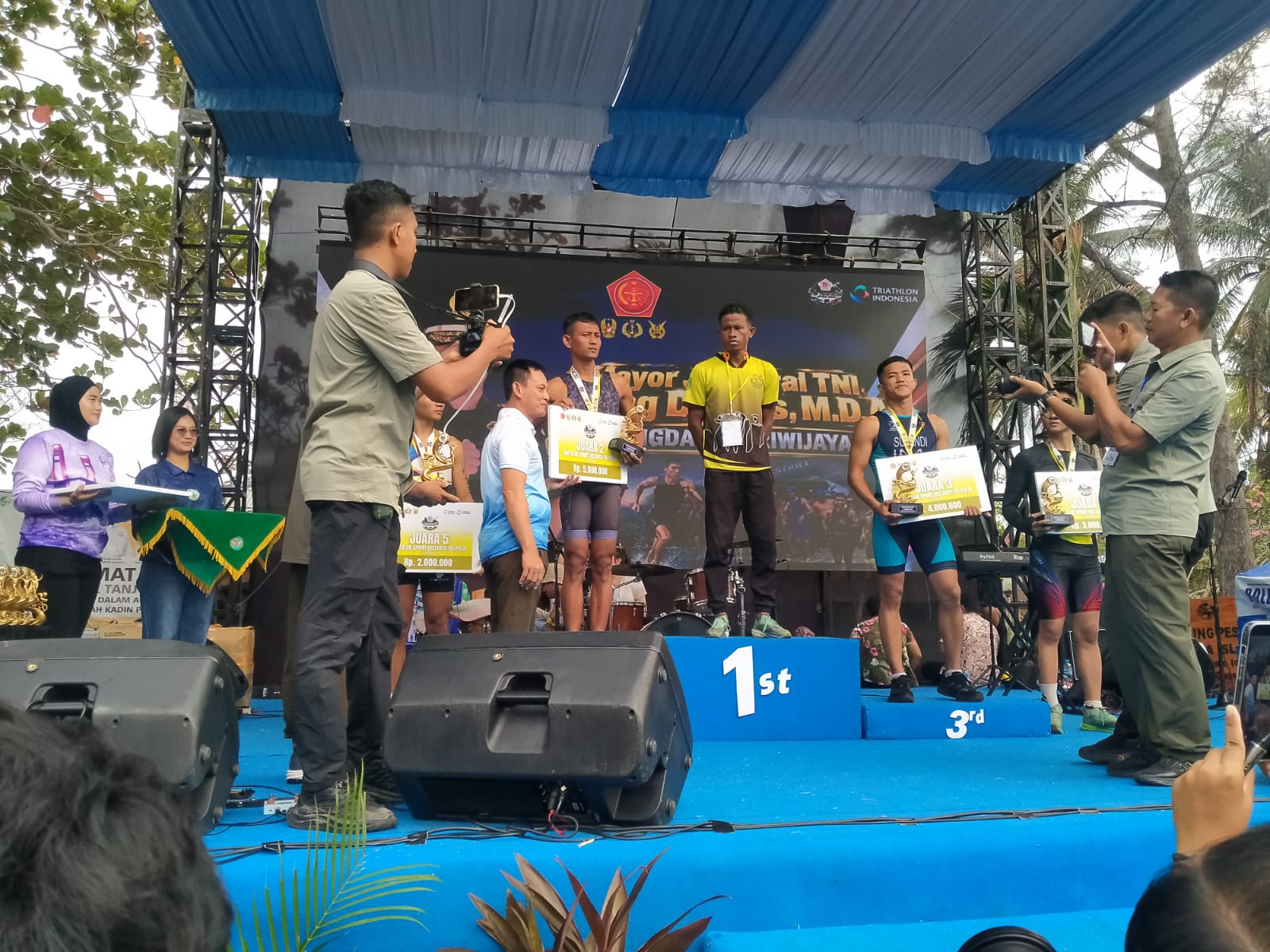 Dua Atlet Pasmar 2 Raih Podium di Piala Panglima TNI Triathlon Open 2026 Bangka Belitung