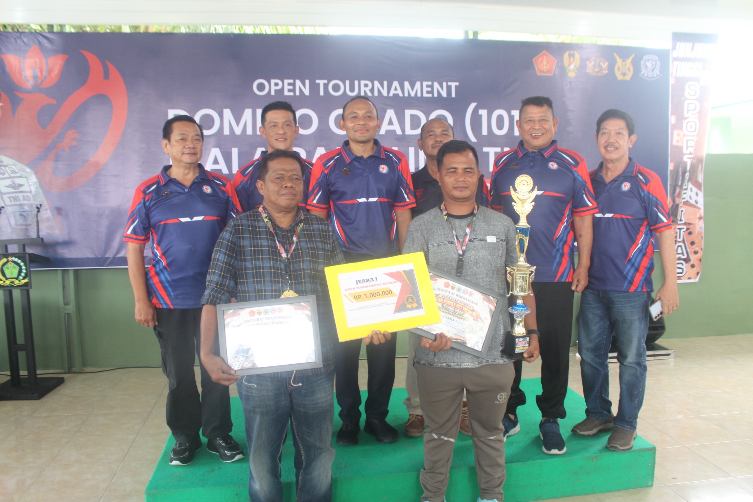 Prajurit Kodim 0209/Labuhanbatu Juara Pertama Turnamen Domino ORADO Piala Panglima TNI