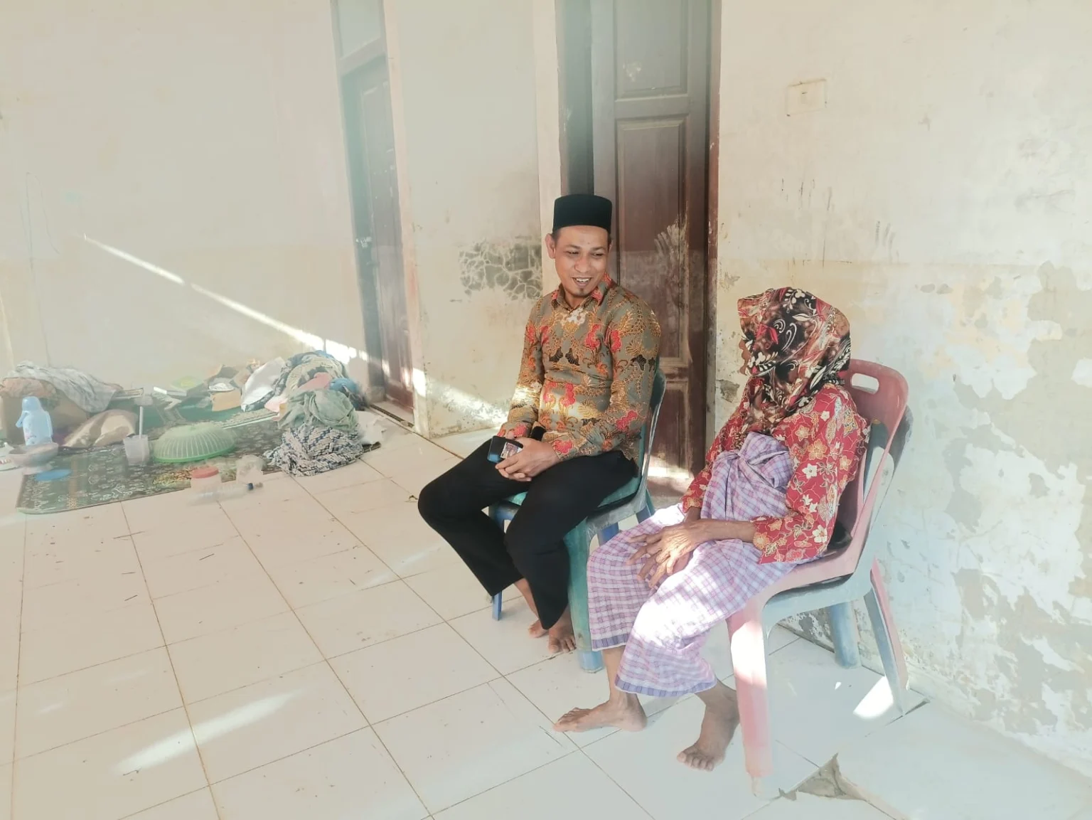 10 Bulan Pascabanjir Aceh Utara, Lansia 82 Tahun dan Warga Berkebutuhan Khusus Masih Bertahan di Kantor Mukim