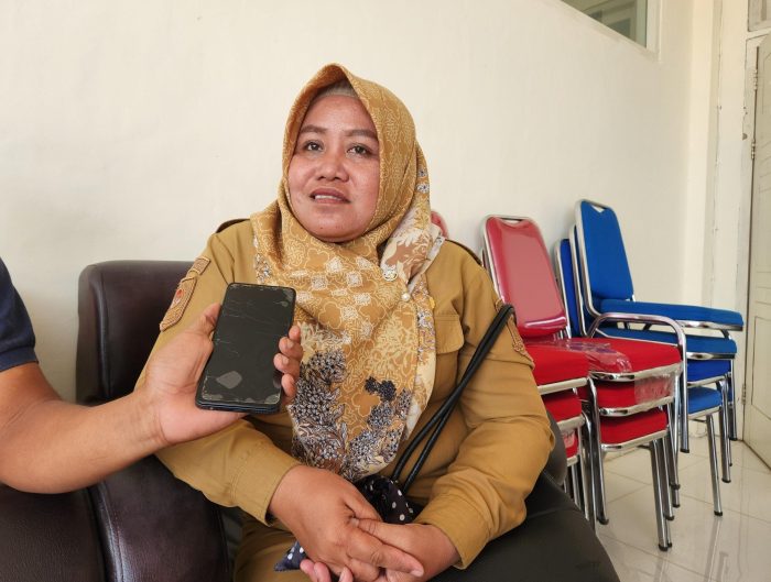 Camat Morotai Selatan Minta 25 Desa Tetap Buka Kantor Jam 8 Pagi meski Anggaran Dipangkas