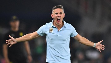 Herdman Sebut Kartu Merah Thom Haye Berkah sekaligus Kutukan