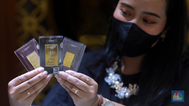 Harga Emas Antam, UBS, Galeri 24 Kompak Turun di Pegadaian