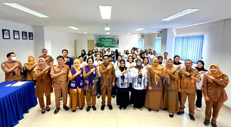 Pijat Baduta untuk Tumbuh Kembang Anak: 34 Nakes Barito Utara Ikut Pelatihan