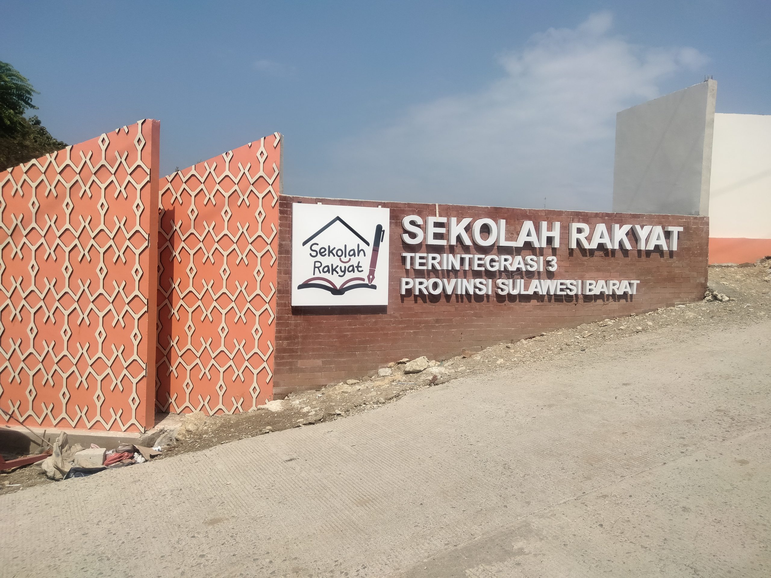Proyek Sekolah Rakyat Mamuju Terbelit Utang Rp3 Miliar, Subkontraktor Tagih Hutama Karya Sebelum Peresmian