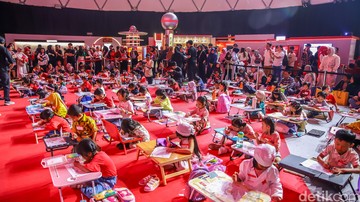 Eksplorasi Minat Bakat Anak Lewat Wahana Interaktif Door of Future
