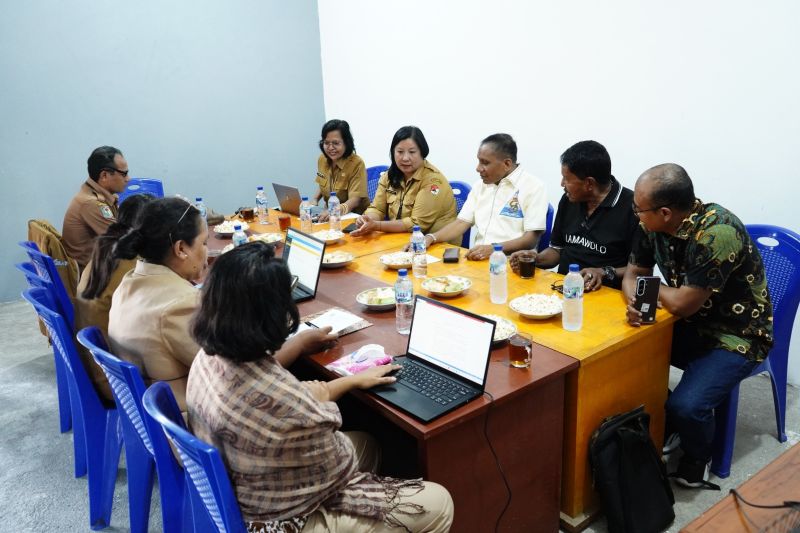 Kemenkum NTT Kawal Raperbup Sikka soal Rumah Terima Kunci Siap Huni, Pastikan Norma Jelas dan Implementatif
