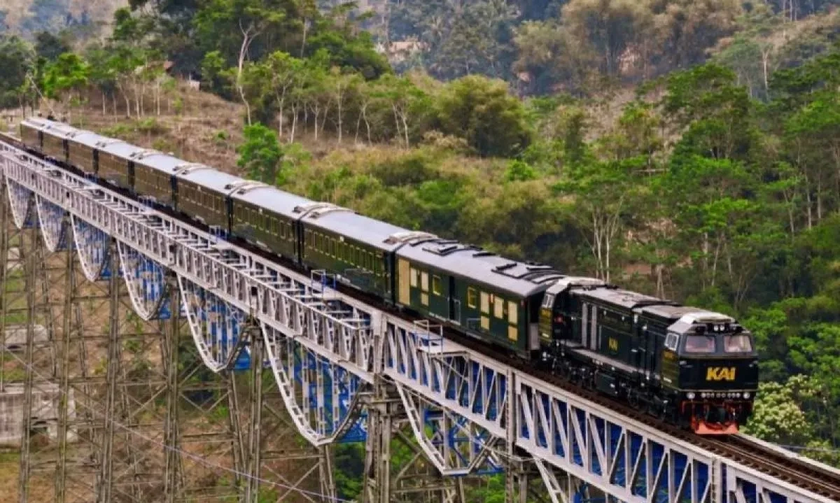 Nusantara Explorer, Kereta Wisata Premium KAI dengan Kamar Privat dan Grand Restaurant