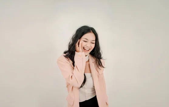 Lauren Rilis Single Perdana 