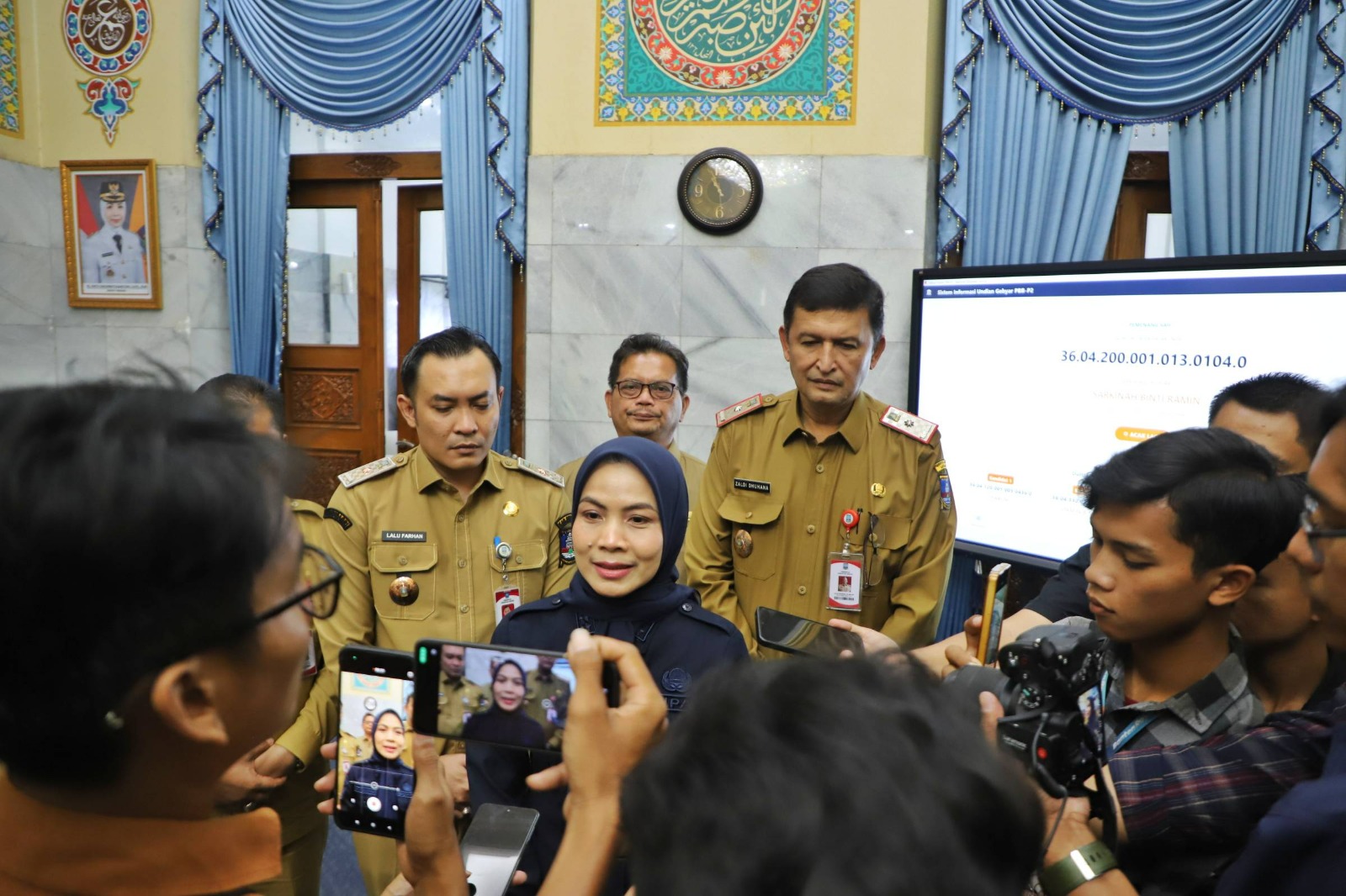 Bupati Serang Berangkatkan 2 Wajib Pajak Taat Umrah, Diundi Langsung di Pendopo