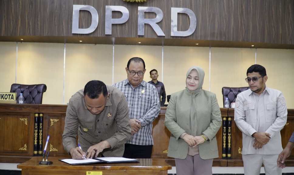 DPRD Kota Tidore Kepulauan Sepakati Ranperda APBD Perubahan 2026, Wali Kota Sinen Minta PAD Dioptimalkan