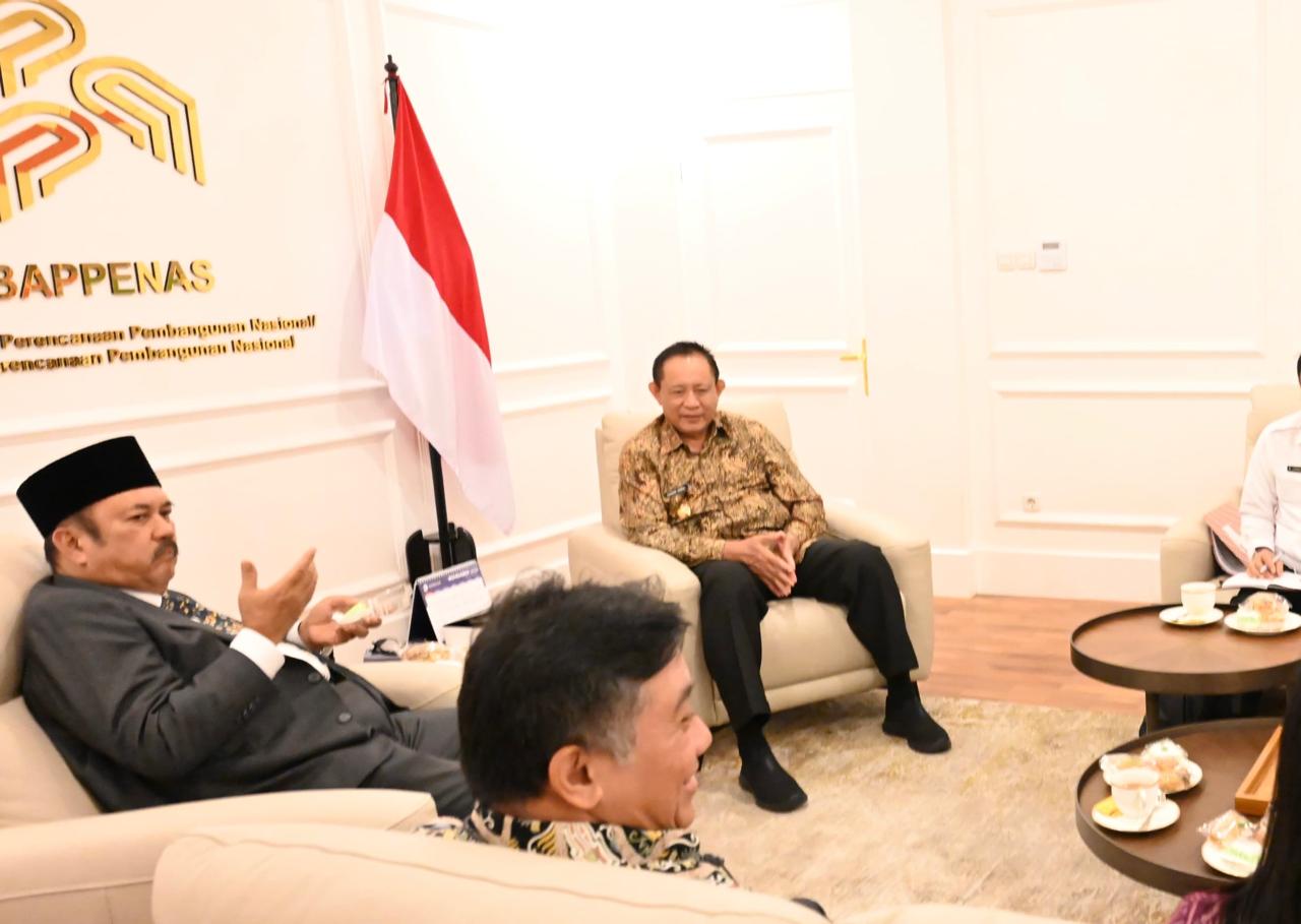 Pemprov Gorontalo Jemput Bola Urus Perizinan Jalan Tulabolo-Pinogu Usai Kunjungan Gubernur ke Bappenas