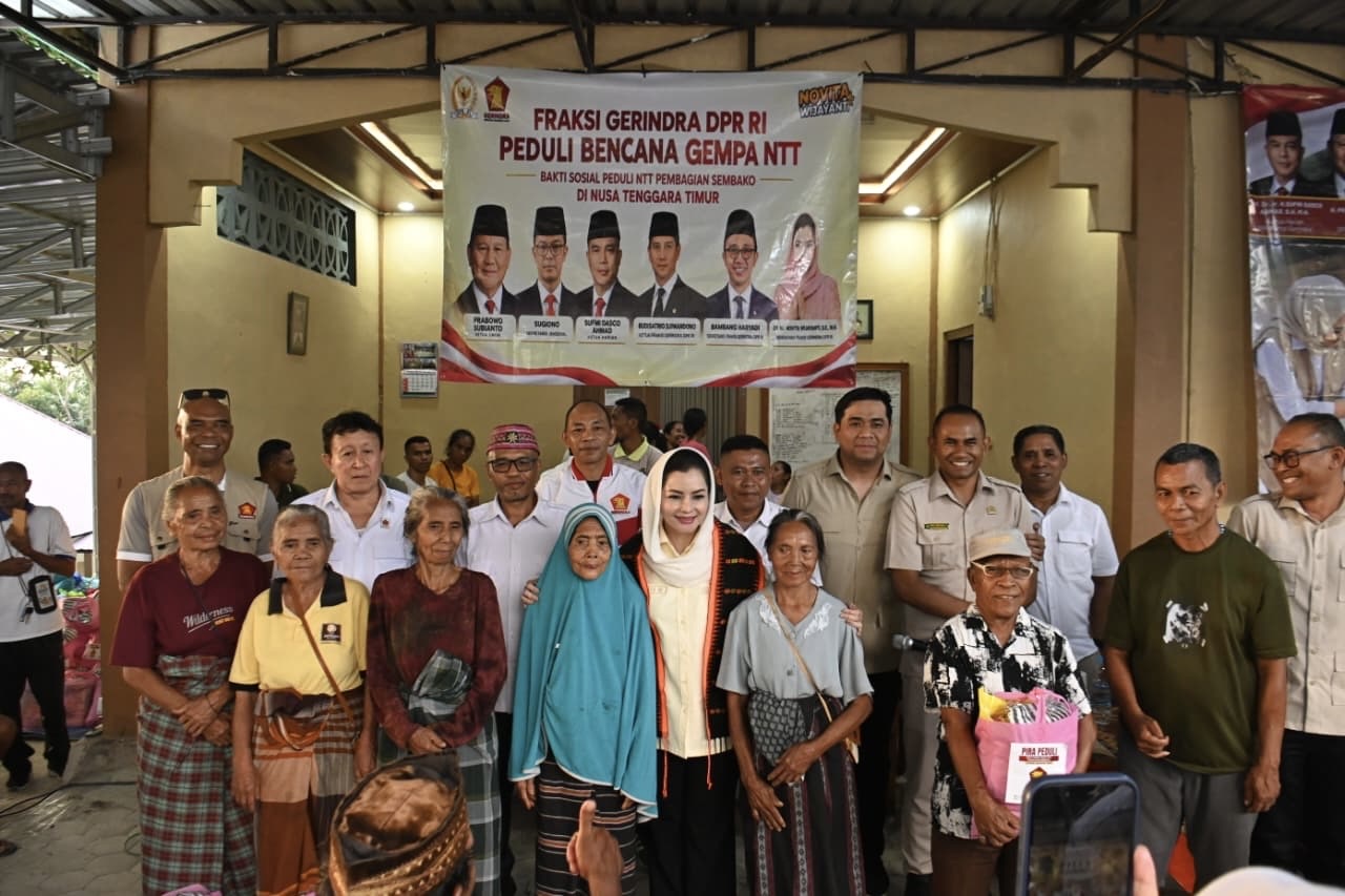 Fraksi Gerindra DPR RI Salurkan 10.000 Paket Sembako untuk Korban Gempa NTT di Manggarai Barat