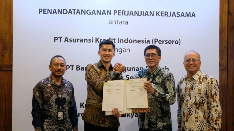 Askrindo dan Bank Kalsel Teken Kerja Sama Jaminan Rp 1 Triliun untuk UMKM dan Kontraktor Kalsel