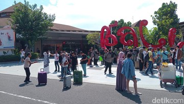Tiket Pesawat Mahal, Wisatawan Domestik ke Bali Turun 15 Persen