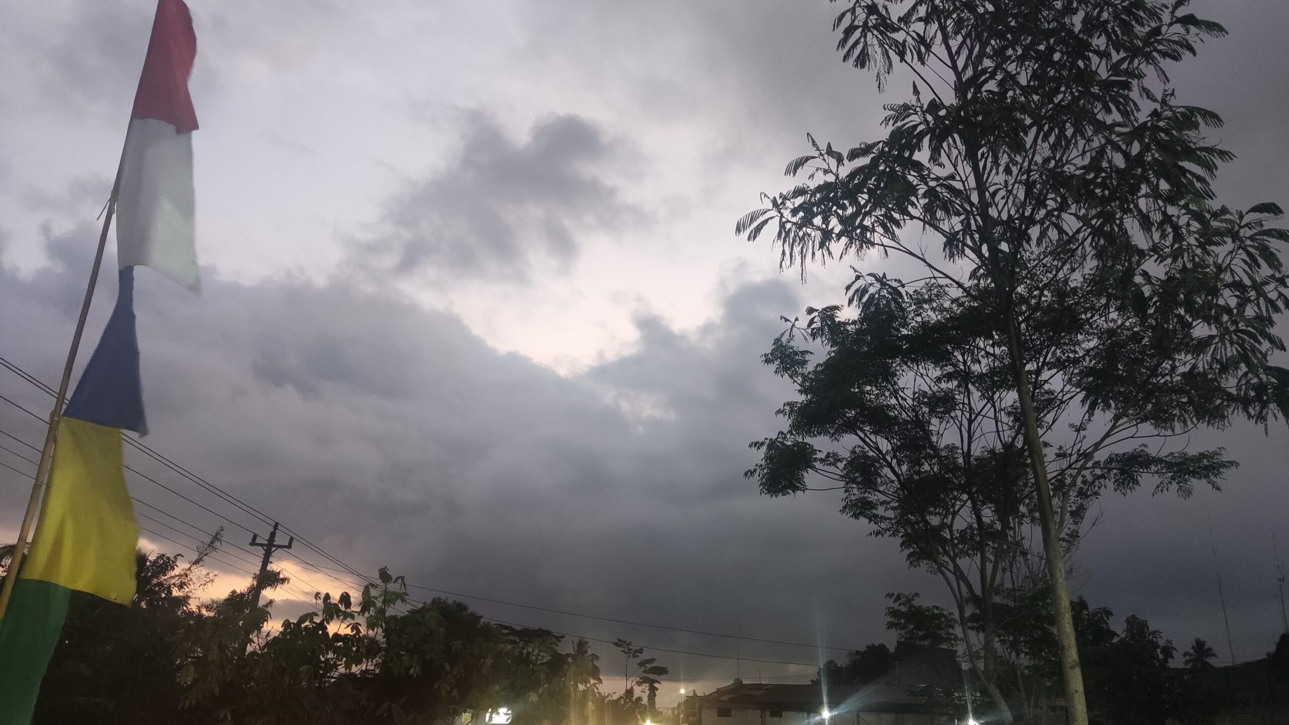 Cuaca DIY Rabu 30 September 2026: Sleman Utara Berpotensi Hujan Ringan, Suhu Capai 34 Derajat