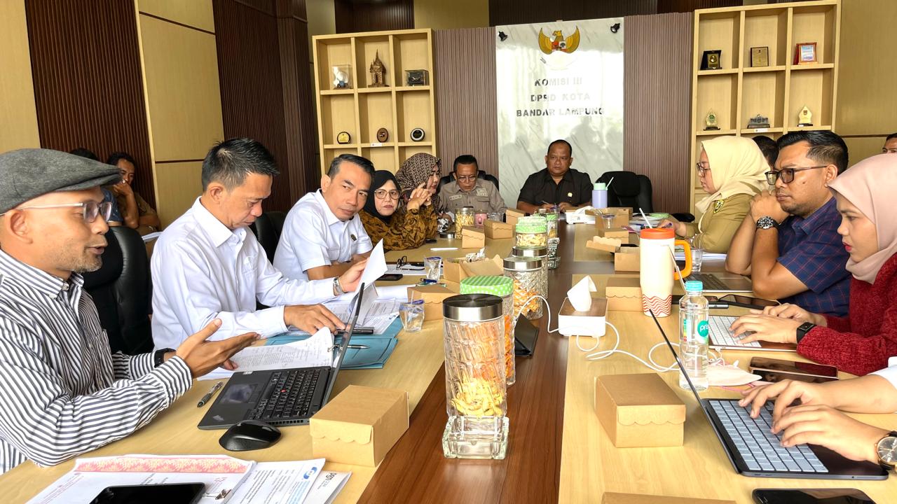 Komisi III DPRD Bandar Lampung Soroti Tiang Provider Belum Setor PAD, Retribusi Jadi Opsi